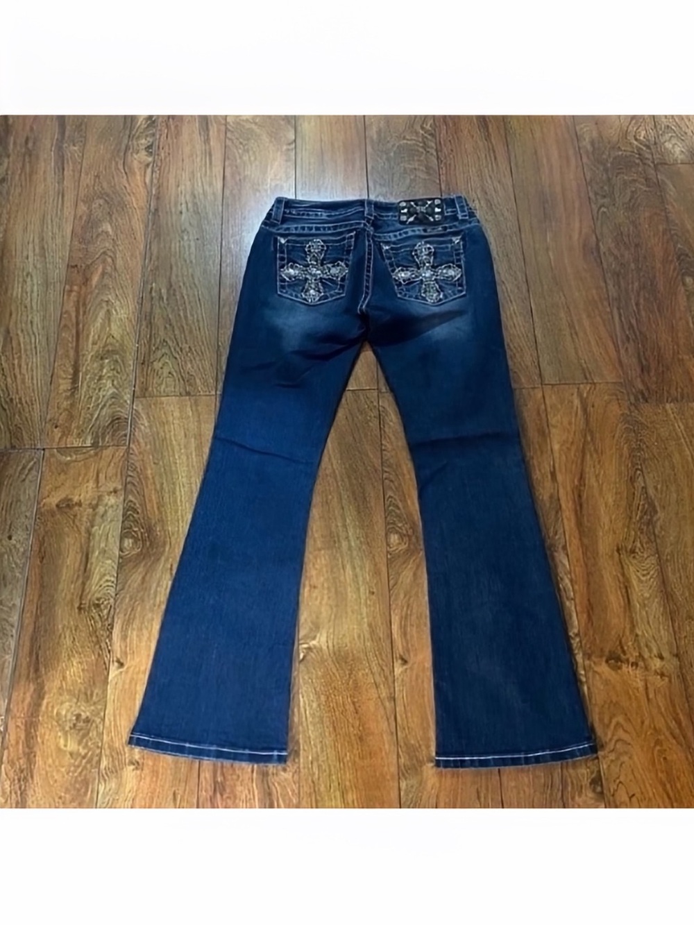Gorgeous Miss Me Signature Boot Jeans Cross Embellished Back Pockets 31” Inseam